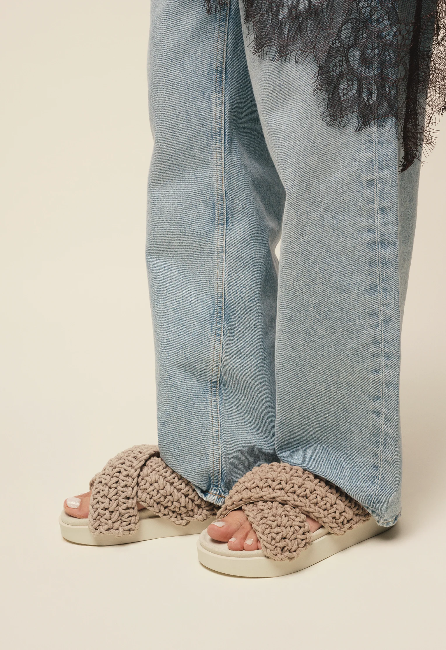 Woven - Image 20
